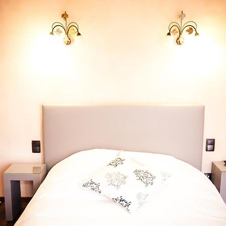 Les Ecuries De La Tour Hotel Mondonville Quarto foto