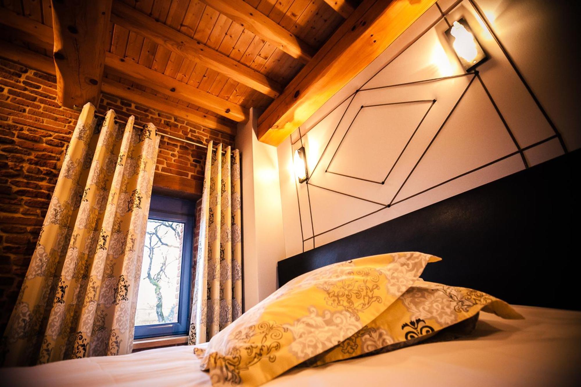 Les Ecuries De La Tour Hotel Mondonville Quarto foto